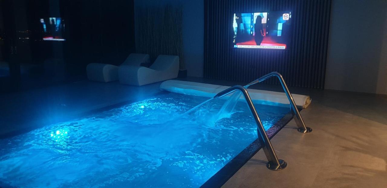 Sunset Suite Spa Staffolo Zewnętrze zdjęcie