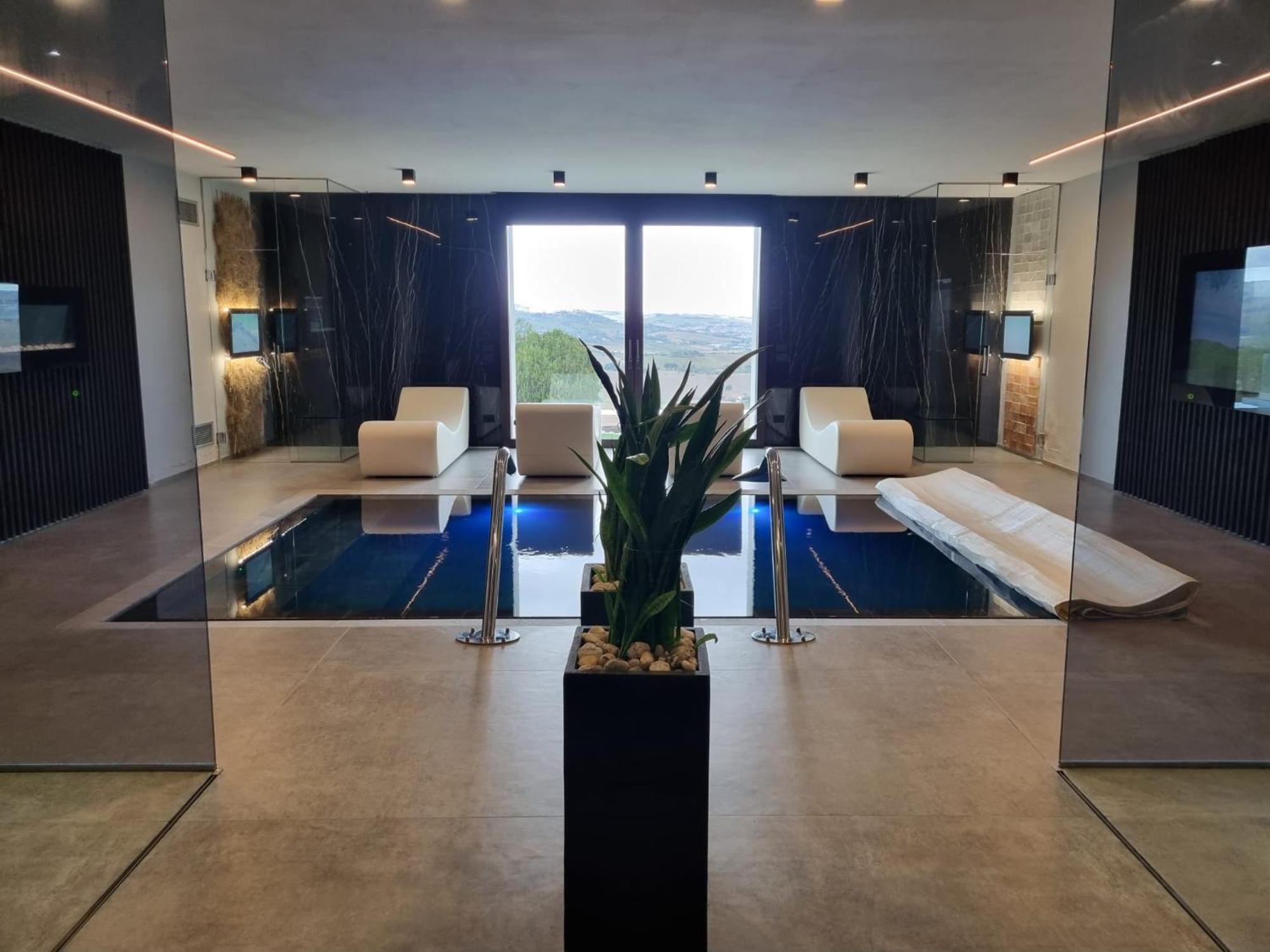 Sunset Suite Spa Staffolo Zewnętrze zdjęcie